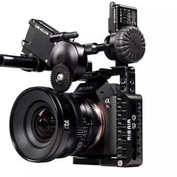 跟拍攝影攝像服務(wù)的技術(shù)開(kāi)發(fā)與未來(lái)趨勢(shì)